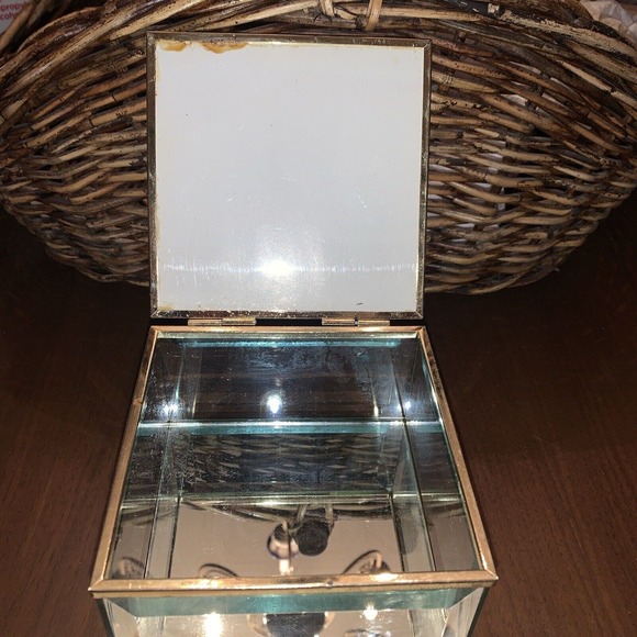 Vintage Mirrored Glass Angel/Rapheal Trinket Box - Picture 2 of 11